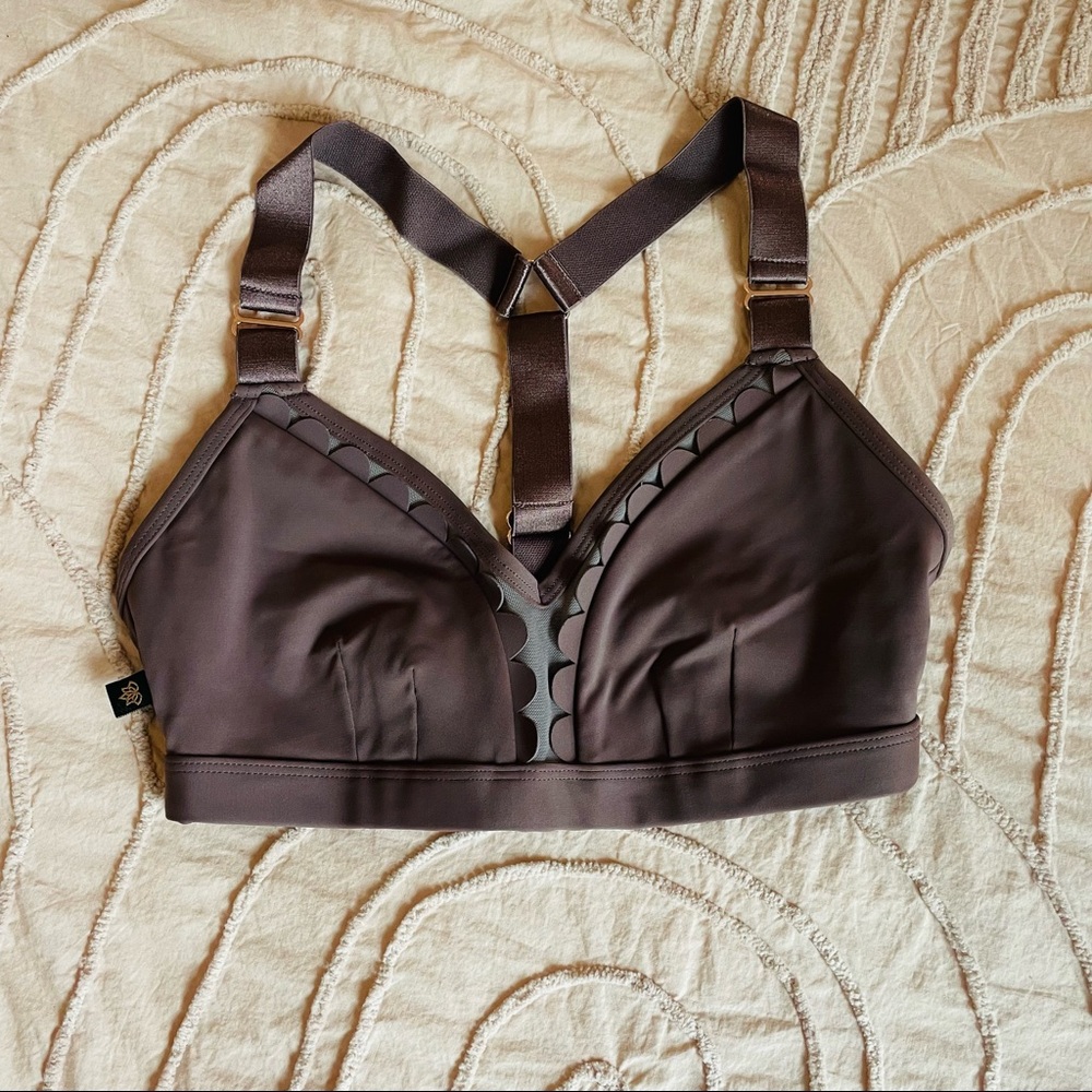 L’URV I’m On Clouds Mesh Bralette